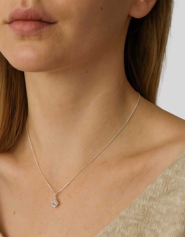 KAJA Clothing - Square sugar necklace