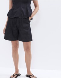 UNISON - Rinse Denim Pleated Short
