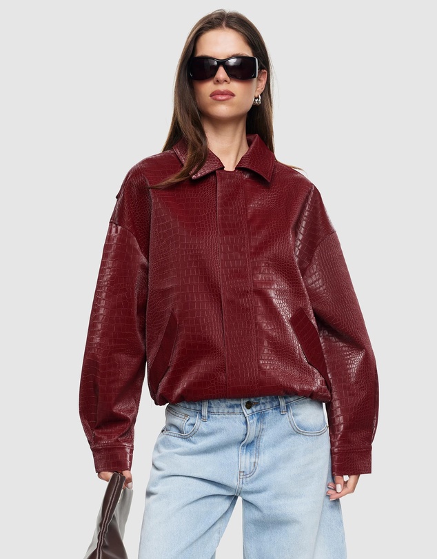 Lioness - Kenny Bomber
