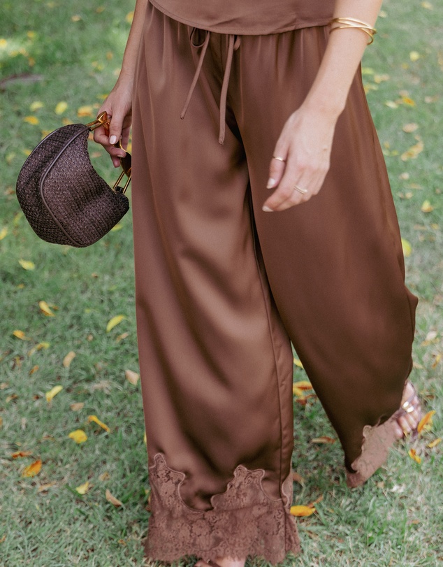 Petal & Pup - Viola Drawstring Wide Leg Pant - Chocolate