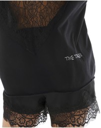 THE TALES - Heart Back Lace Long Sleeve Tee