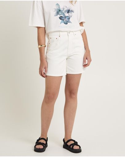 PURE WHITE