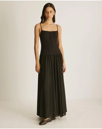 Atmos&Here - Amie Contrast Pleat Skirt Maxi Dress