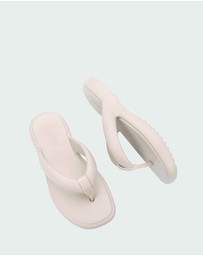 Melissa - Melissa Free Low
