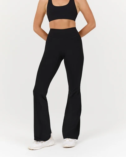 Muscle Republic - Luxe Bella Tall Flares