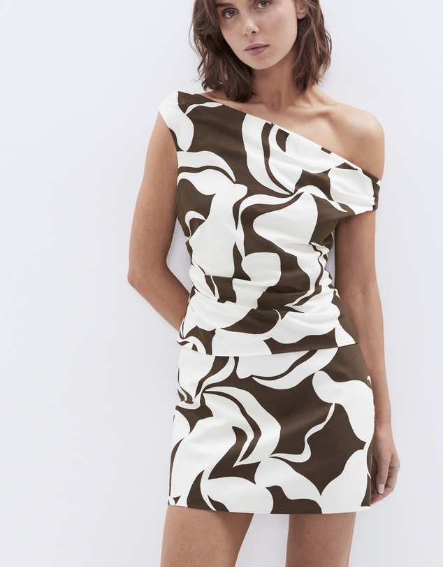 UNISON - One Shoulder Top