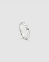 Ichu - Personalised Letter U Ring