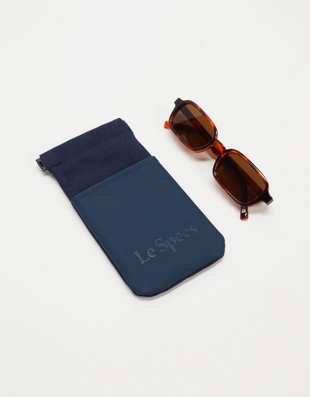 Le Specs - Pilferer