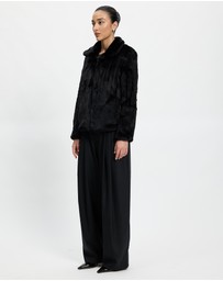 Lindsay Nicholas New York - Short Faux Fur Coat