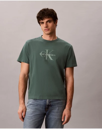 Calvin Klein Jeans - Acid Wash Monologo Graphic Relaxed T-Shirt