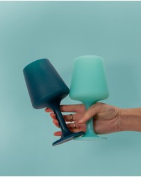 porter green - swepp | silicone unbreakable wine glasses
