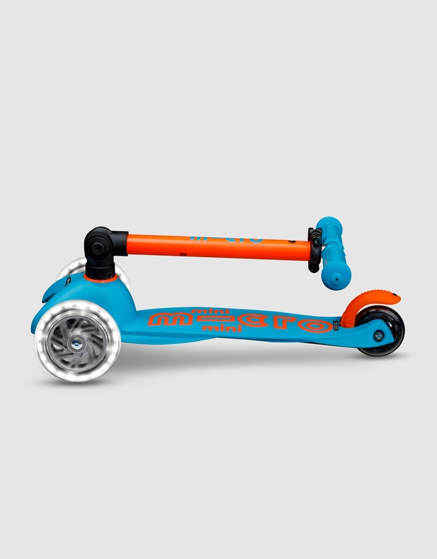 Micro Scooters - Micro Mini Deluxe Foldable LED