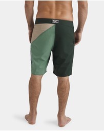 Volcom - Mens Vee Bee Mod 20