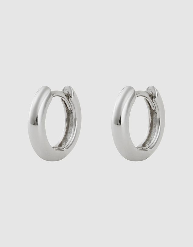 Wanderlust + Co - Classic Silver 7mm Baby Huggie Earrings