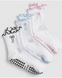 High Heel Jungle - Bowtiful Frilled Edge Grip Sock - 3 Pack Value Bundle