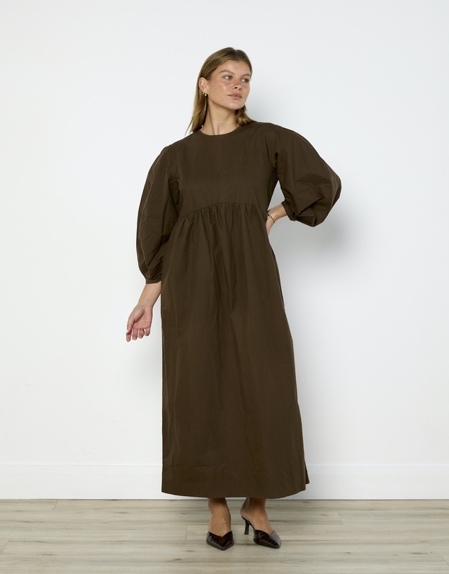 Cirkular - Pre-Loved - Caes Round Sleeve Maxi Dress