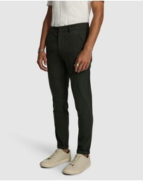 yd. - Energy Hyper Stretch Skinny Chino