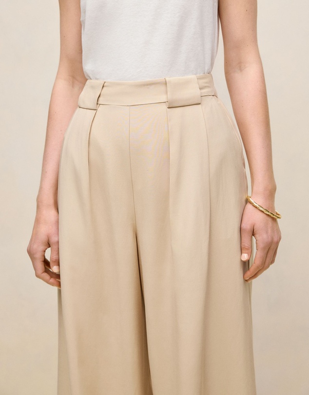 Trenery - Pleat Front Wide Leg Pant in Sand