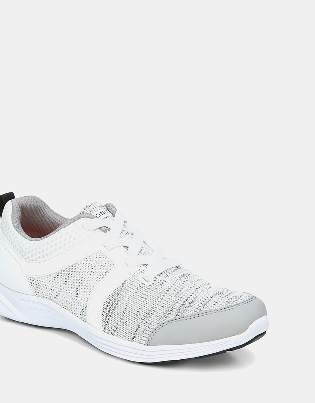 Vionic - Malta Elastic Lace Sneaker