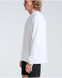 Vacancy Co - Vacant Long Sleeve Tee