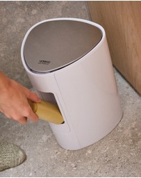 Joseph Joseph - EasyStore™ 5L Gloss White Bathroom Pedal Bin