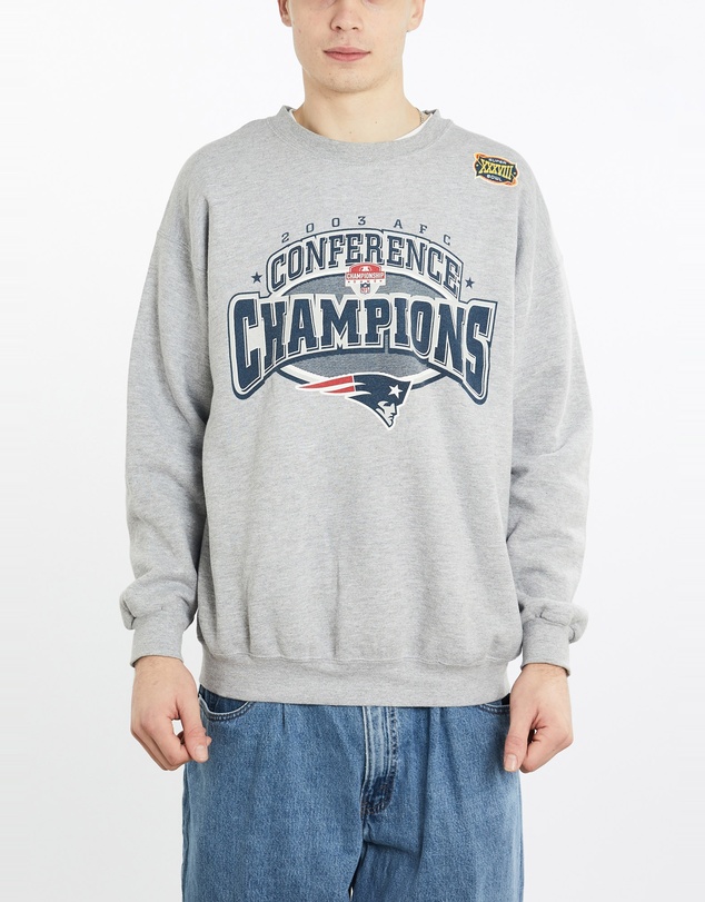 Vintage by The Real Deal - Pre Loved - Vintage NFL New England Patriots Super Bowl Sweatshirt
