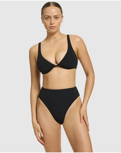 JETS - Underwire Triangle Top