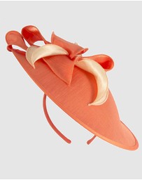 Max Alexander - Orange Plate Racing Fascinator