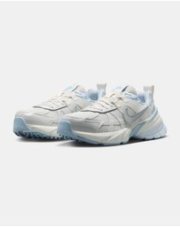 Nike - Nike V2K Run - Women's