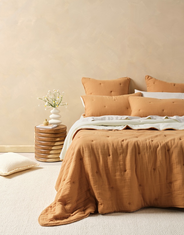 Linen House - Somerset Coverlet