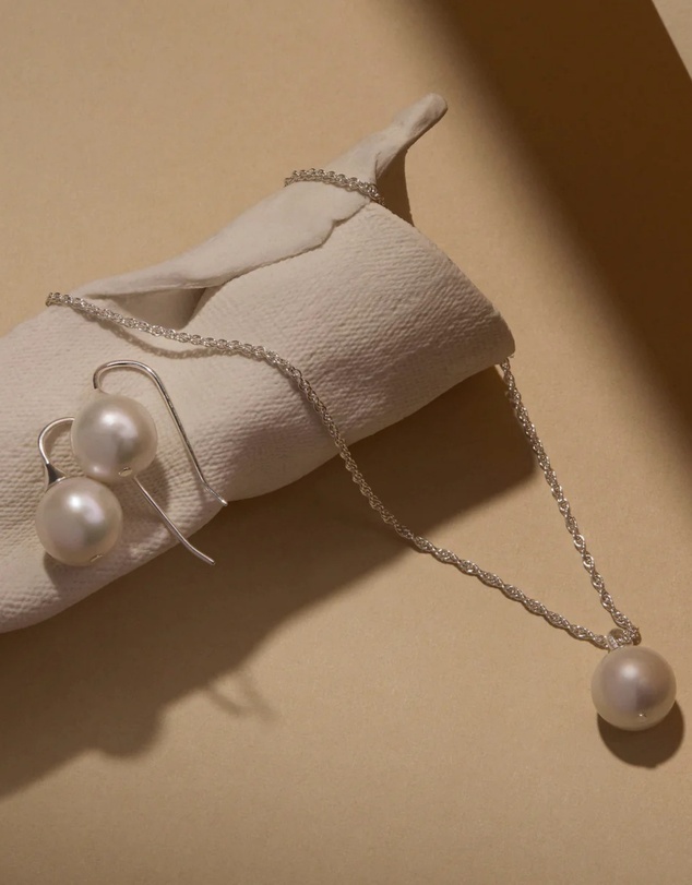 Najo - Luna Silver Pearl Earring