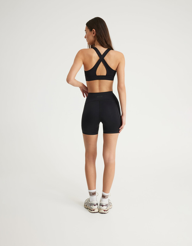 Upstate - Contour+ Cross Over Crop - Black