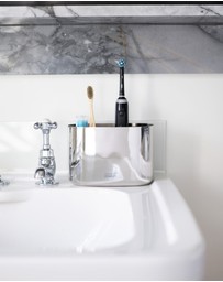 Joseph Joseph - EasyStore™ Luxe Large Stainless Steel Toothbrush Caddy