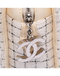 Pre-Loved by Azura Reborn - Pre-Loved chanel Tweed Handbag