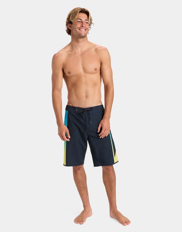 Quiksilver - Mens Surfsilk Holmes 20
