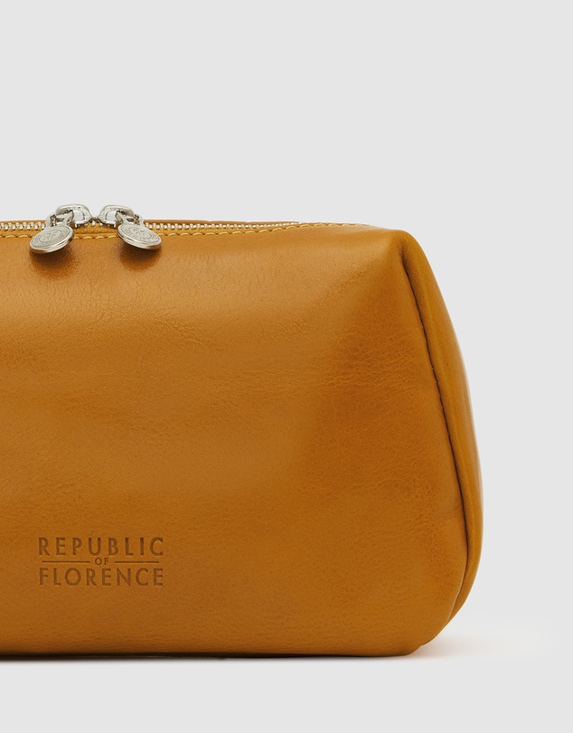 Republic of Florence - The Otto Yellow Leather Dopp Kit