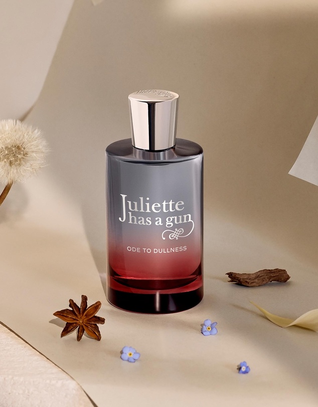 Juliette Has A Gun - Ode to Dullness