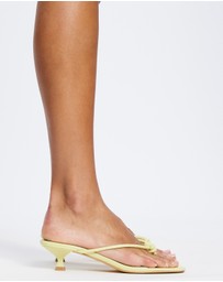 Dazie - Amelia Knot Kitten Heels