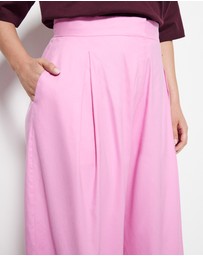 Commonry - Gabriella Pant
