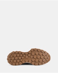 Hush Puppies - Sneaky W
