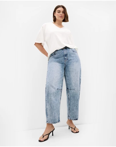City Chic - Plus size Harley Fit Brooke Barrel Leg Jean - stone wash