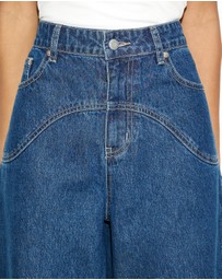 Dazie - Cansas High Rise Straight Leg Jeans