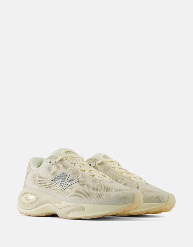 New Balance - AC Runner - Women's