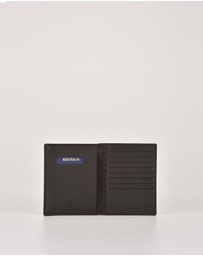 Cobb & Co - Davey Leather RFID Passport Card Holder