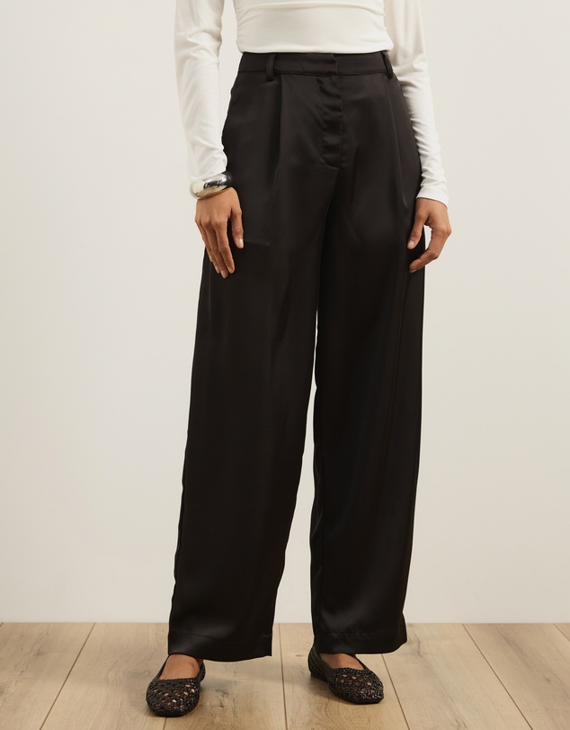 Atmos&Here - Auri Satin Tailored Pants
