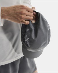On - Lightweight Cap