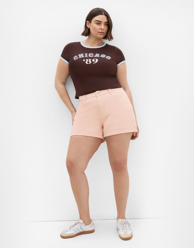 City Chic - Plus size Micro Chicago Print Tee - chocolate