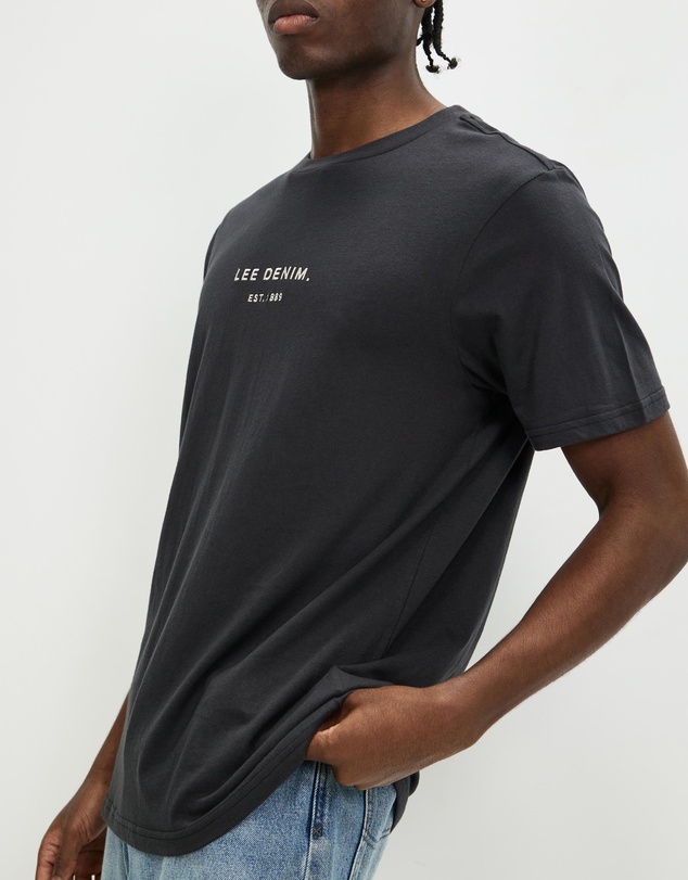 Lee - Classic Embroidery Tee