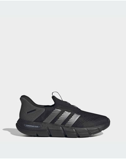 Core Black / Iron Metallic / Grey Six