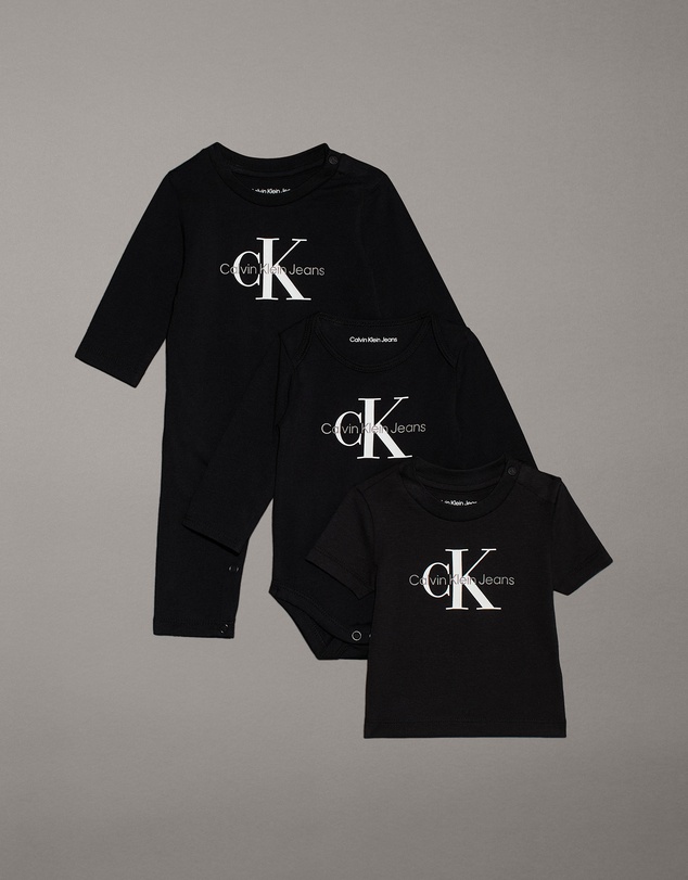 Calvin Klein Jeans - Newborn Essentials Logo Giftset